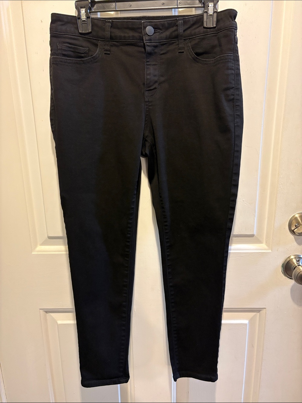 a.n.a Black Women's Skinny Jeans